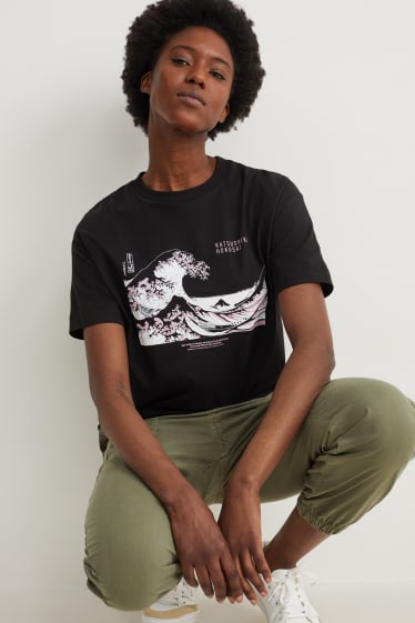 Kobiety - T-Shirt - Katsushika Hokusai - czarny