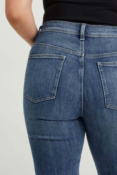 Dona - Straight jeans - high waist - texà blau clar