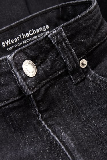 Clockhouse Girls - CLOCKHOUSE - Flared Jeans - High Waist - LYCRA® - schwarz