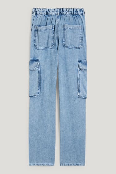 Clockhouse Girls - CLOCKHOUSE - straight cargo jeans - high waist - denim-light blue