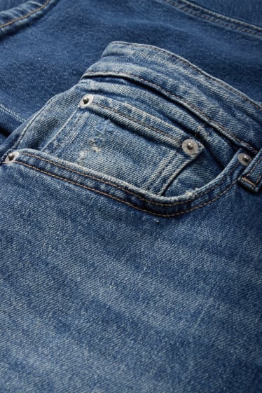 Clockhouse niños - Regular jeans - LYCRA® - vaqueros - azul claro