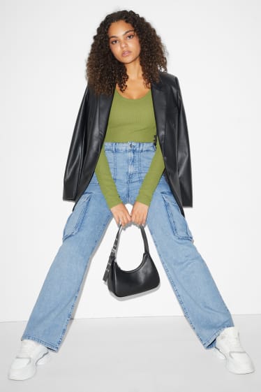 Clockhouse Girls - CLOCKHOUSE - Straight Cargo Jeans - High Waist - jeans-hellblau