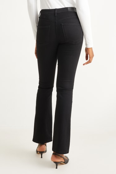 Women - Bootcut jeans - mid-rise waist - LYCRA® - black