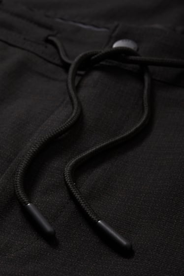 Herren XL - Chino - Tapered Fit - schwarz
