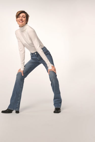 Women - Bootcut jeans - mid-rise waist - LYCRA® - denim-blue