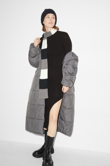 Clockhouse Girls - CLOCKHOUSE - Kleid mit Schlitz - schwarz