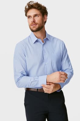 Camisa d’oficina - regular fit - coll kent - planxat fàcil