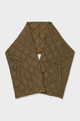 Quilted scarf with pockets 