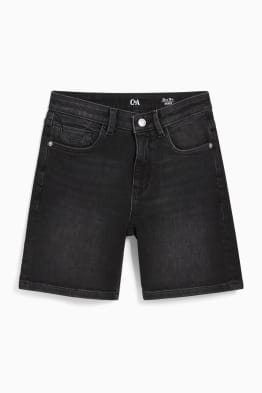 Denim shorts - mid-rise waist