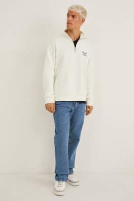 Regular Jeans - LYCRA®