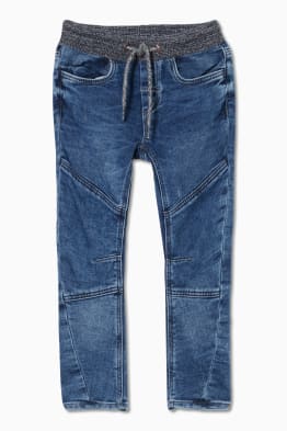 Curved jean - jog denim