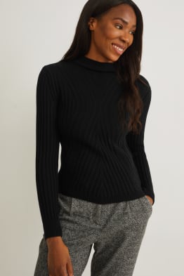 Sweter - wzór w warkocze