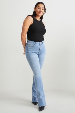 Curvy jean - high waist - Bootcut - LYCRA®