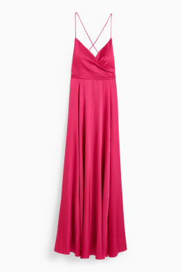 Robes de soir e dans plusieurs couleurs et tailles C A