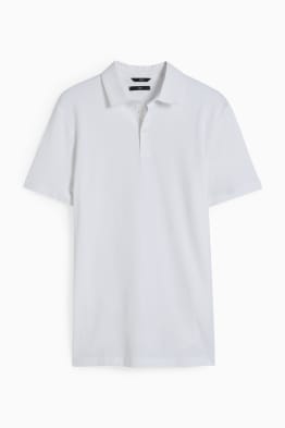 C en a polo shop