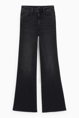 Flared jean - high waist - jean galbant - LYCRA®