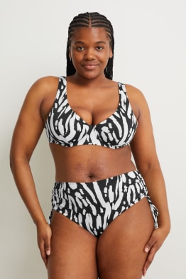 C&a talla grande 2025