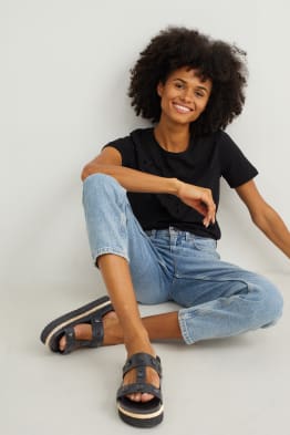 Find your perfect Shoes here C A online shop