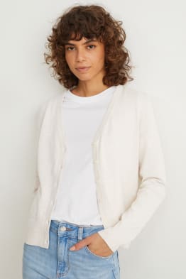 V tement femme les jeux de la mode et du chic chez C A