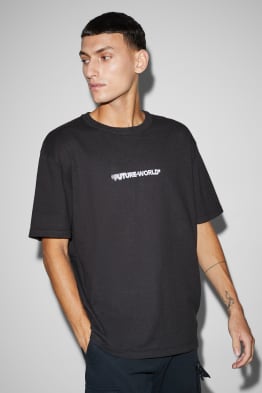 Oversized T-shirt