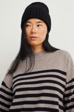 Cashmere blend hat