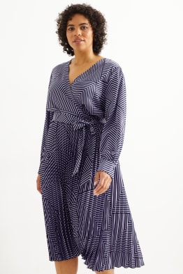 Wrap dress - pleated