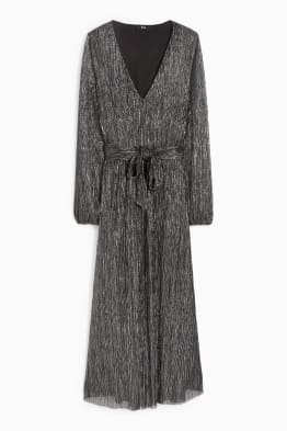 Robes pour un mariage dans plusieurs couleurs et tailles C A