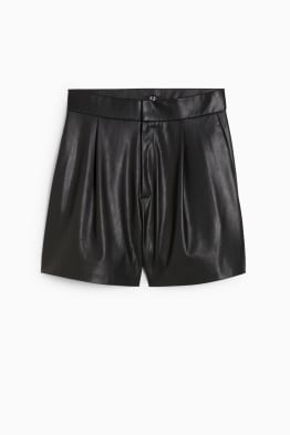 Shorts - high waist - faux leather
