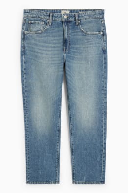 Jeans carrot fit stile al top con C A