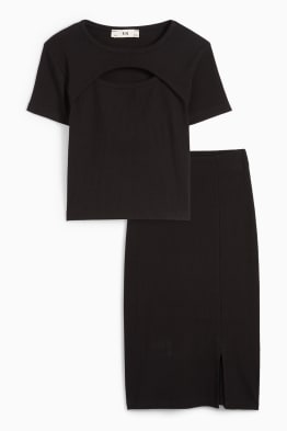 Set - short sleeve T-shirt and skirt - 2 piece