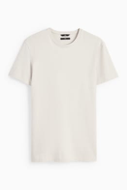 C en a basic t shirt outlet