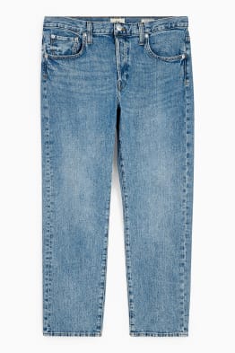 The straight top fit c&a