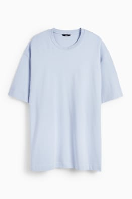 C en a basic t shirt outlet