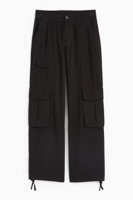 CLOCKHOUSE - cargo trousers - mid-rise waist - relaxed fit