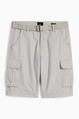 Cargo shorts with belt