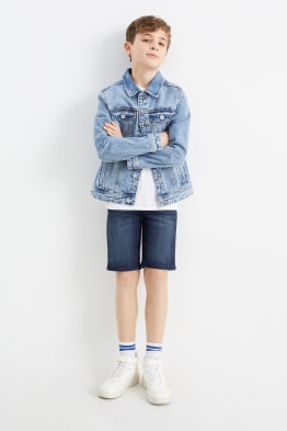 Vaqueros shorts para ninos C A