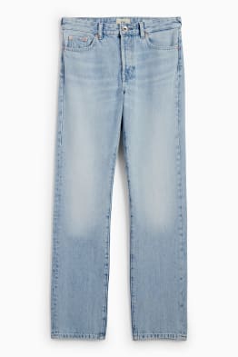 Straight jeans - średni stan