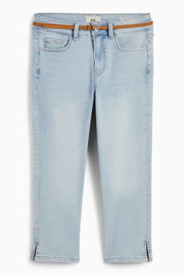 Jeans capri cu curea - talie medie