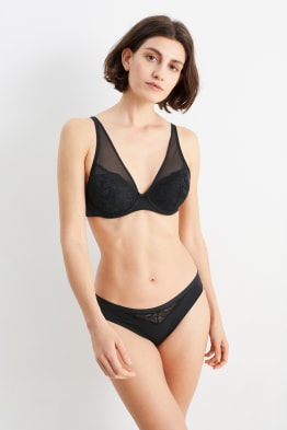 Braguitas en varios colores y disenos C A tienda online