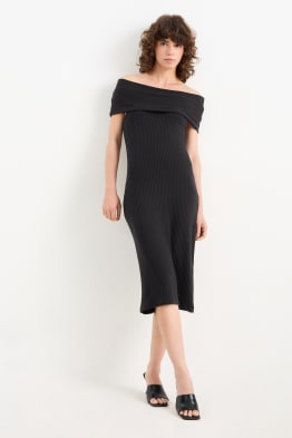 Knitted bodycon bardot dress