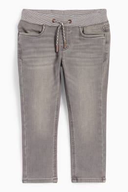 Super skinny jeans