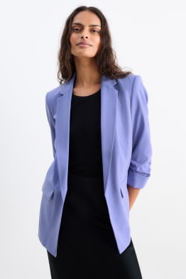 Le blazer un vrai basique dont on ne se lasse pas avec C A