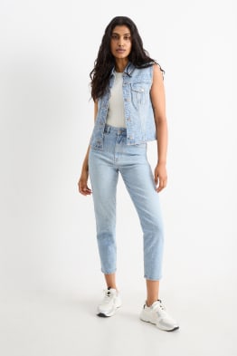 Find your perfect Mom jeans here C A online shop