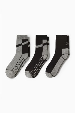 C et a chaussettes 2025