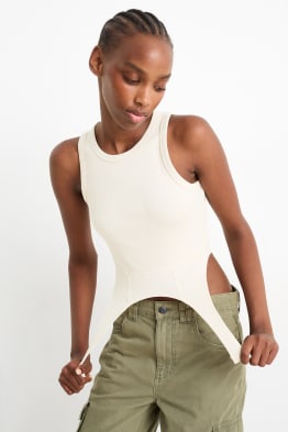Cropped top