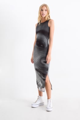 Robe moulante