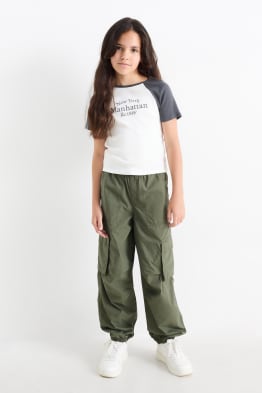 Pantalons en tissu pour filles a prix minis I C A