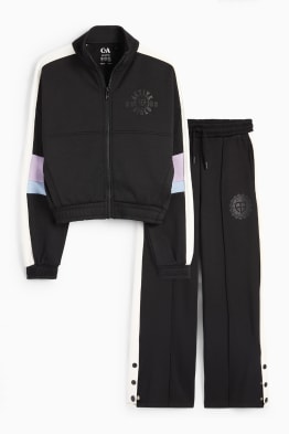 C and a sportswear deals