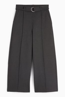 Nueva coleccion de ropa de mujer C A