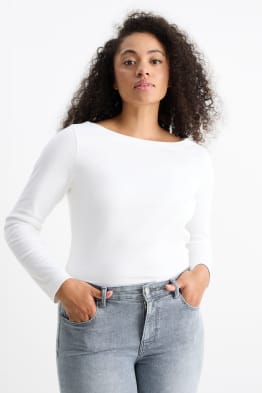 Find your perfect Basic t shirts here C A online shop